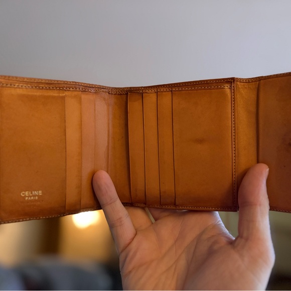 Authentic Vintage Celine Macadam Triomphe Bifold Wallet – Brown - Picture 2 of 9